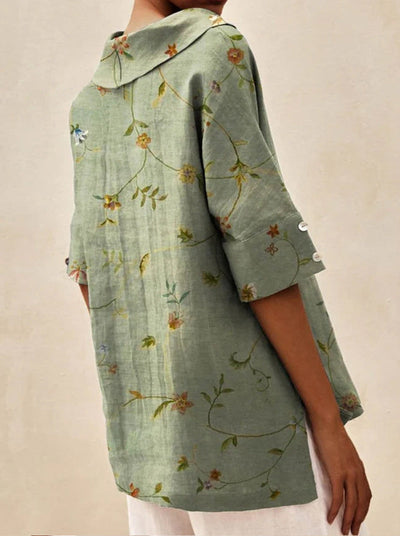 Andrea - Elegant V-neck top